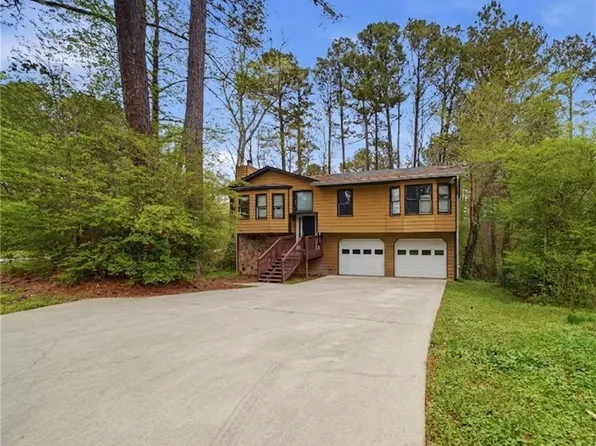 5870 Wellborn Trl, Lithonia, GA 30058