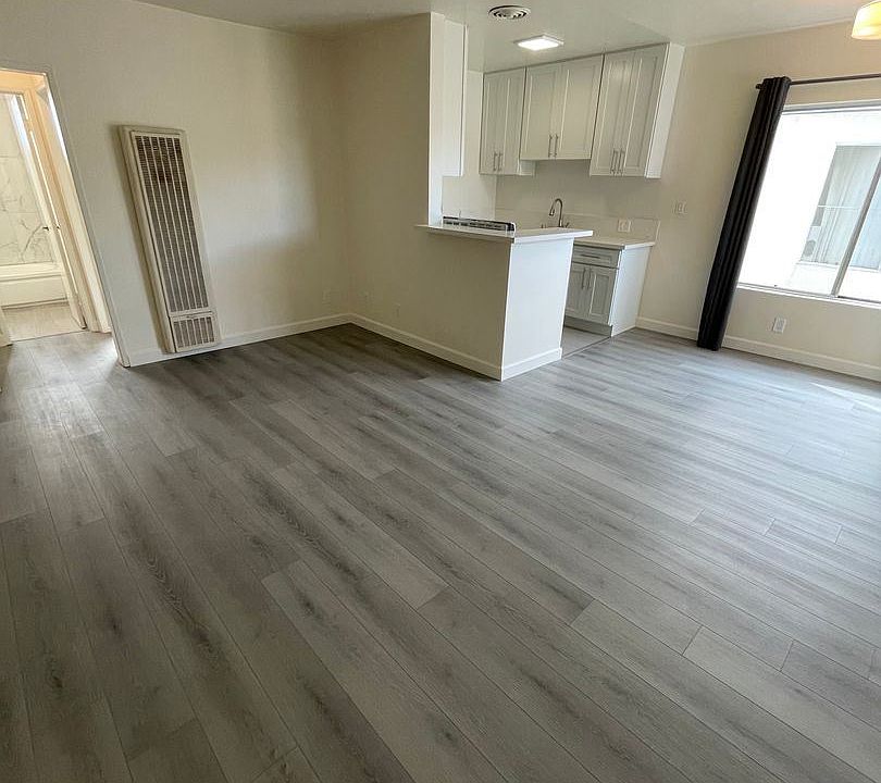 1st image of 12730 Mitchell Ave #9
