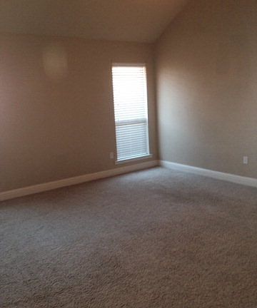 4th image of 604 Cabrillo Dr