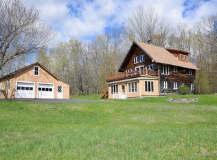 288 Chicken St, Starks, ME 04911