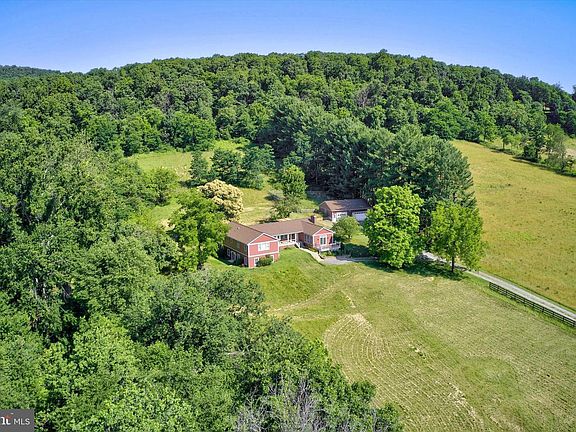 5th image of 13471 Sagle Rd