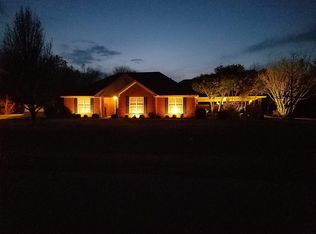 171 White Oak Ln, Tallassee, AL 36078