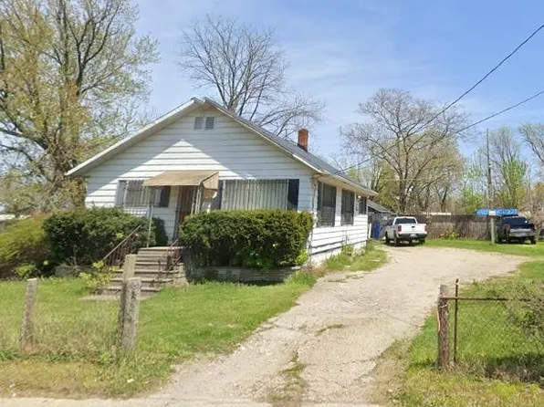 2119 Fenton Rd, Flint, MI 48507