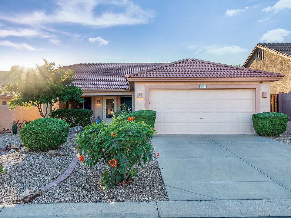 1st image of 4704 S Louie Lamour Dr