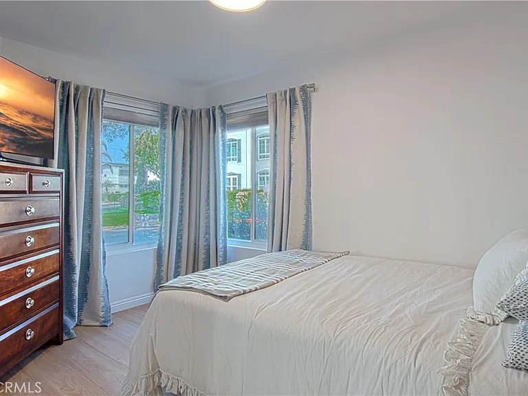 240 Nice Ln #102 — Photo 20