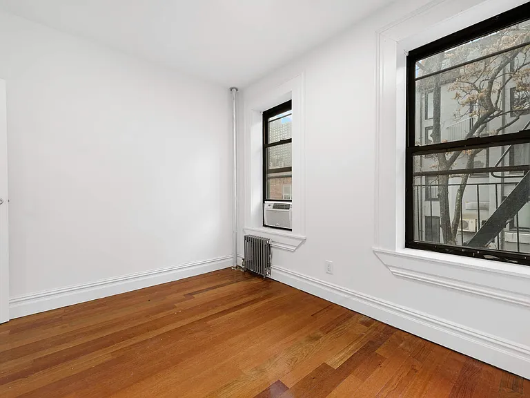 214 E 82nd St #14 — Photo 5