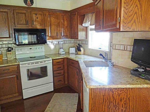 4th image of 27 Millbrook Hollow Ln #C4