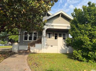 701 Follis Ave, Johnston City, IL 62951