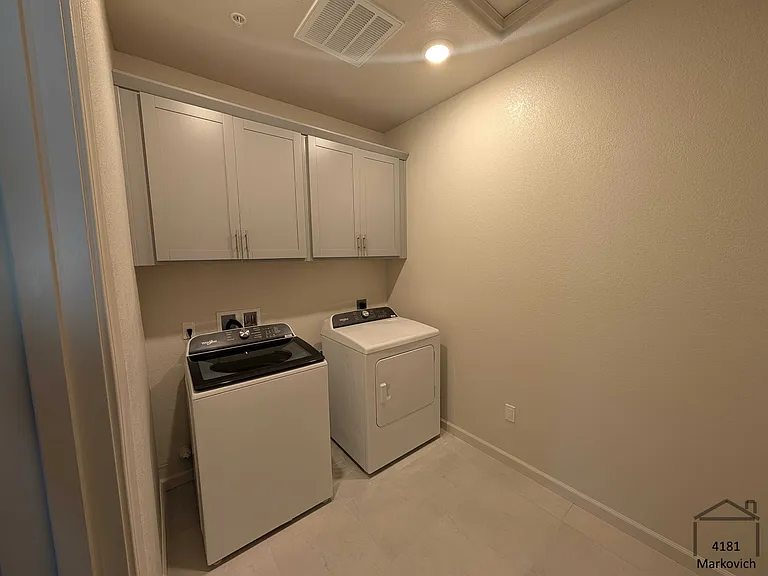4181 Markovich Ct — Photo 35