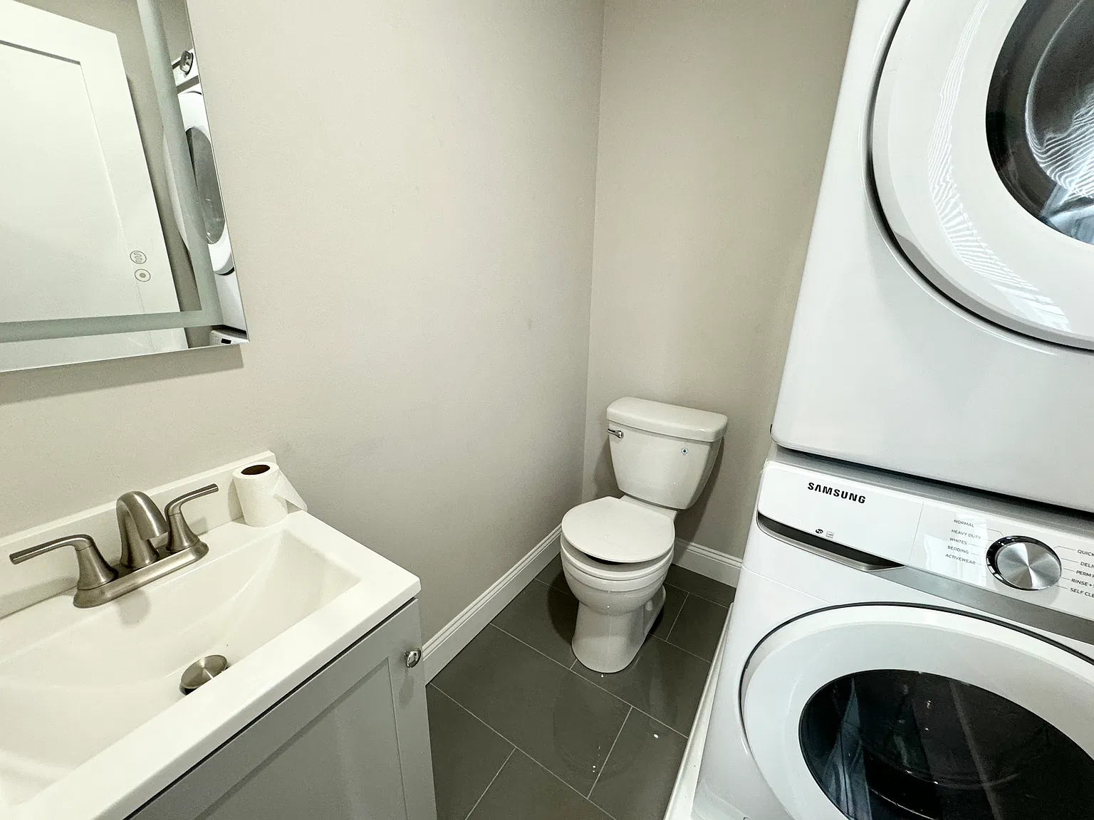 4 bed, $900 — Photo 2