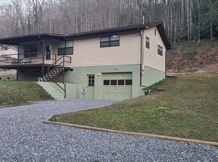1072 Fisher Creek Rd, Sylva, NC 28779