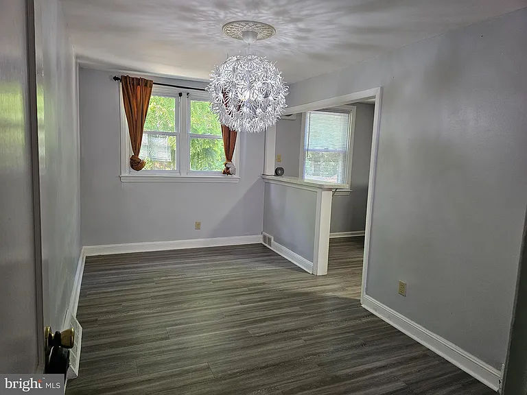 1521 W End Dr — Photo 5