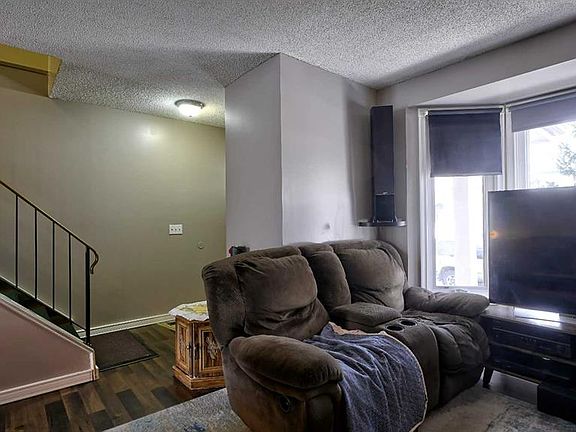 5th image of 35 N Riverbirch Rd SE