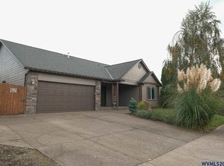 135 N 12th St, Jefferson, OR 97352