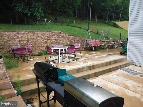4th image of 2106 Jericho Rd