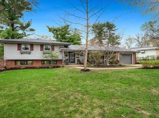 2620 Hampden Ct, Rockford, IL 61107