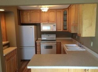 6326 Saint Johns Dr, Eden Prairie, MN 55346