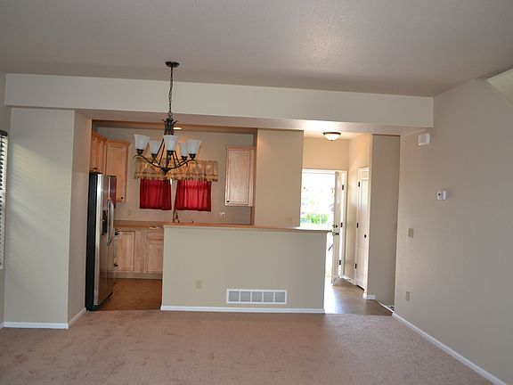 3rd image of 6745 Hidden Hickory Cir