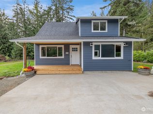 1166 SW Wildwood Rd, Pt Orchard, WA 98367