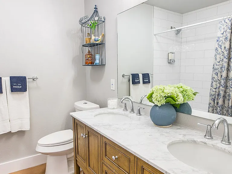 Abby Ln — Photo 25