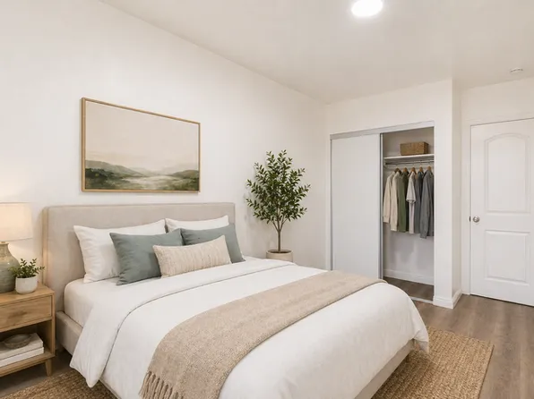 2122 E 10th St #2, Long Beach, CA 90804