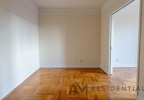 2nd image of 2249 Ocean Ave APT 3G