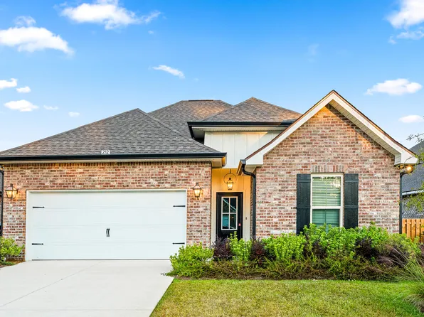 232 W Tweet St, Freeport, FL 32439