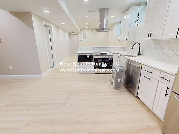 4th image of 231 Highland Ave APT 1