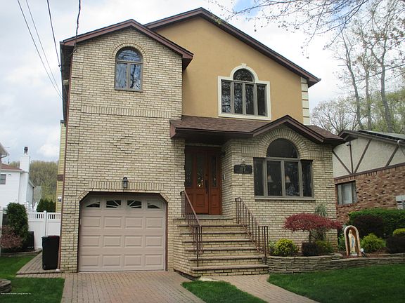 2nd image of 117 Eylandt St