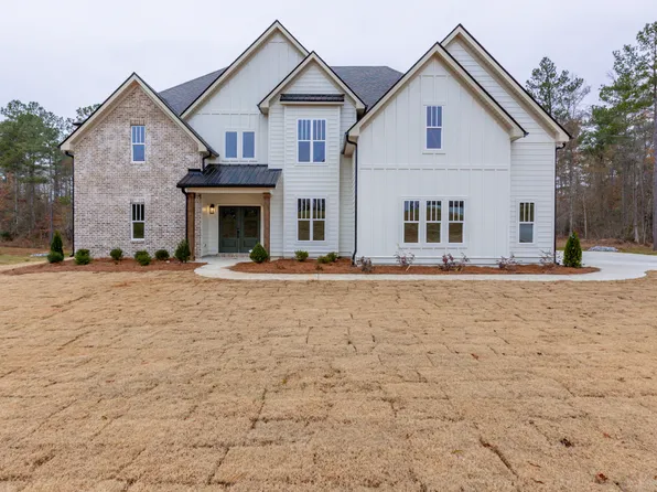 189 Georgian Pines Dr, Senoia, GA 30276
