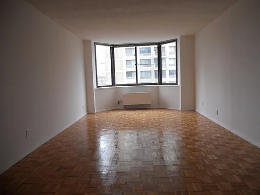 Rented by Realty Operations Group | media 3