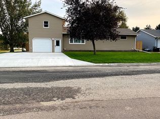 1001 10th St, Britton, SD 57430