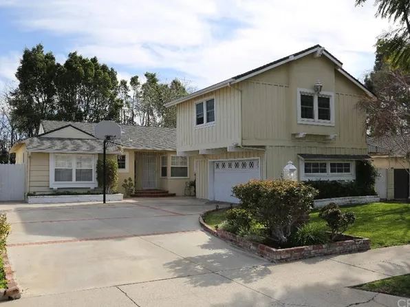 18146 Schoenborn St, Northridge, CA 91325