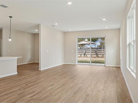 5th image of 4449 NW 37th Street Rd
