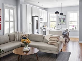 100 Webster St APT 3, Boston, MA 02128