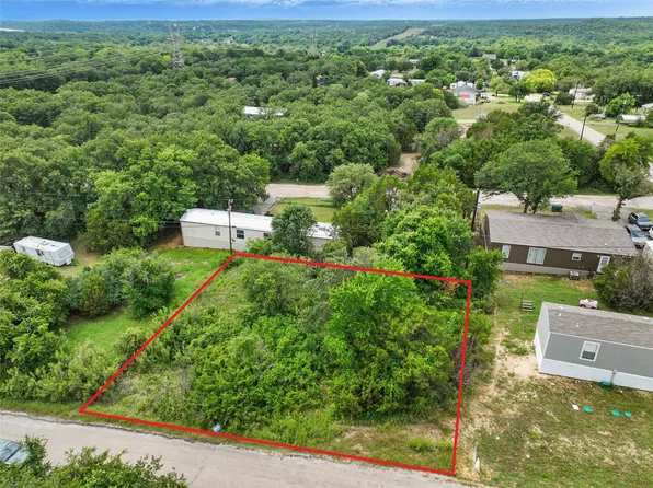 4019 W Virginia Dr, Granbury, TX 76048