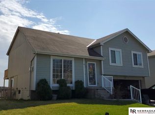 7609 Howell St, Omaha, NE 68122
