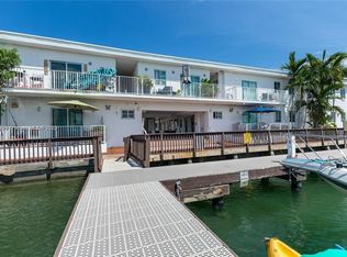 7950 Tatum Waterway Dr #N3, Miami Beach, FL 33141