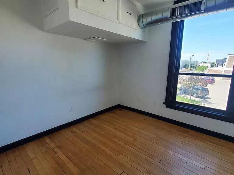 The Berm - 2001 10th Ave (24 Units Luxury Apartments) — Photo 1