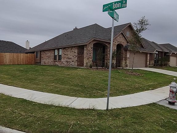 2nd image of 424 Tobin Dr