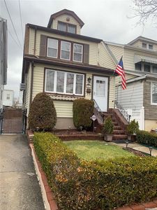150-17 17th Avenue, Whitestone, NY, 11357
