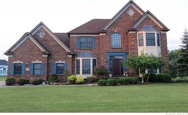1st image of 8171 Woodview Ct