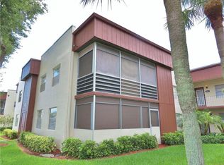 934 Normandy #T-1, Delray Beach, FL 33484