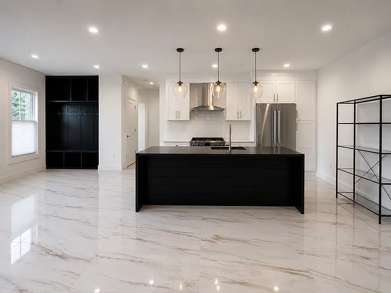 13C Quincy St #13 — Photo 3
