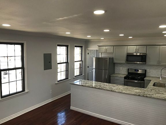 2nd image of 13002 140th St