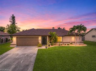 226 SW 44th Ter, Cape Coral, FL 33914