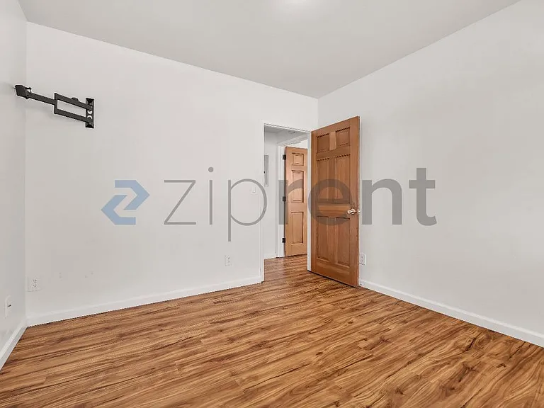 4239 Massachusetts Ave — Photo 7