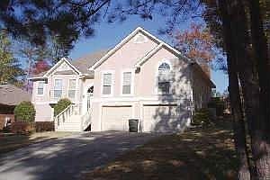 422 Vicksburg Court