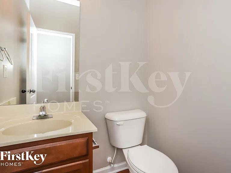 2009 Raegan Way — Photo 14