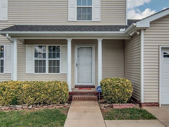 2nd image of 3018 Waywood Dr